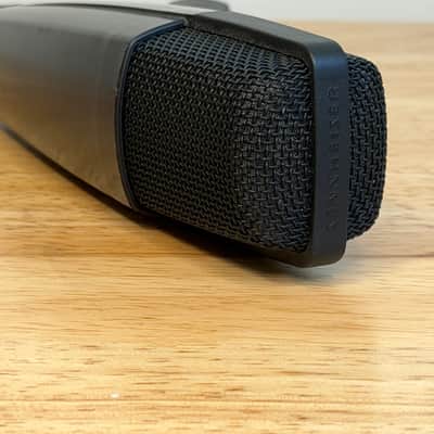 Sennheiser MD 421 II Cardioid Dynamic Microphone 2002 - Present - Black image 4