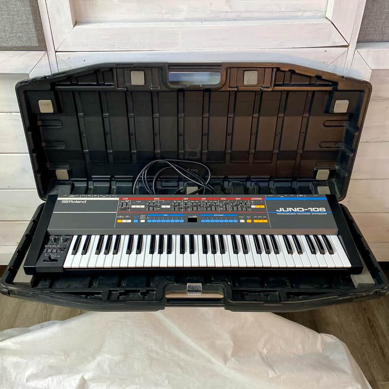 Roland Juno-106 61-Key Programmable Polyphonic Synthesizer With Roland Case - Black image 1