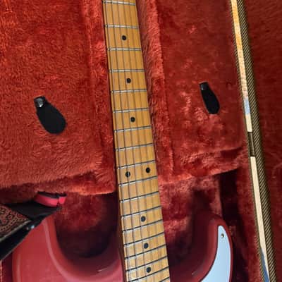 Fender Limited Edition '50s Stratocaster with Maple Fretboard, Gold Hardware 2017 - Fiesta Red image 5