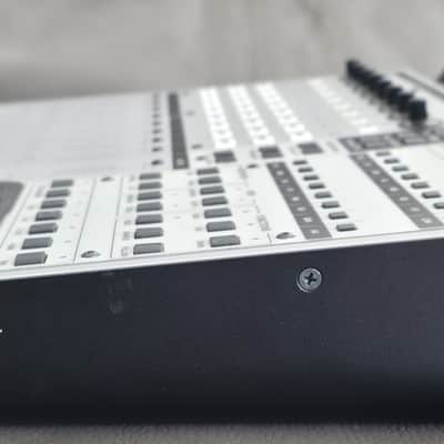 Mackie MCU Pro Universal DAW Control Surface image 9