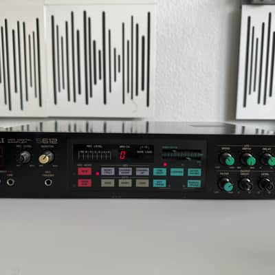 Akai S612 MIDI Digital Sampler 1985 12bit sp1200 lofi analog digital image 7