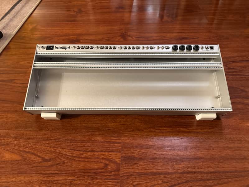 Intellijel 4U 104HP Palette Case