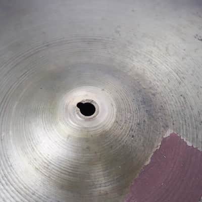 Zildjian VINTAGE 60s A Zildjian Ride 22 [2616g] with keyhole image 7
