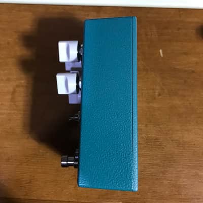 PedalPCB Pop Top Boost 2023 - Aqua Vein / White / Red image 4