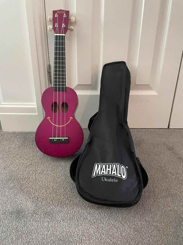 Mahalo U-Smile Ukulele Purple image 1