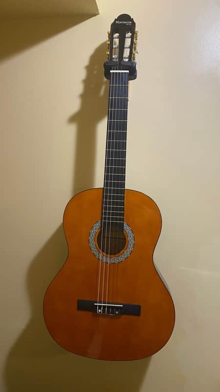 used Huntington Classical Guitar image 1