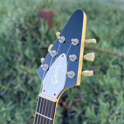 Gibson Flying V '67 1991 Early Reissue Alpine White image 5