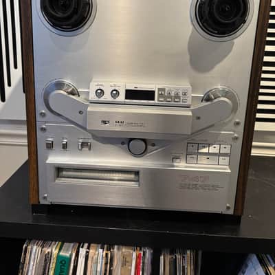 Akai GX-747 2-Channel 4-Track Tape Recorder 1981 - 1985 - Silver image 1