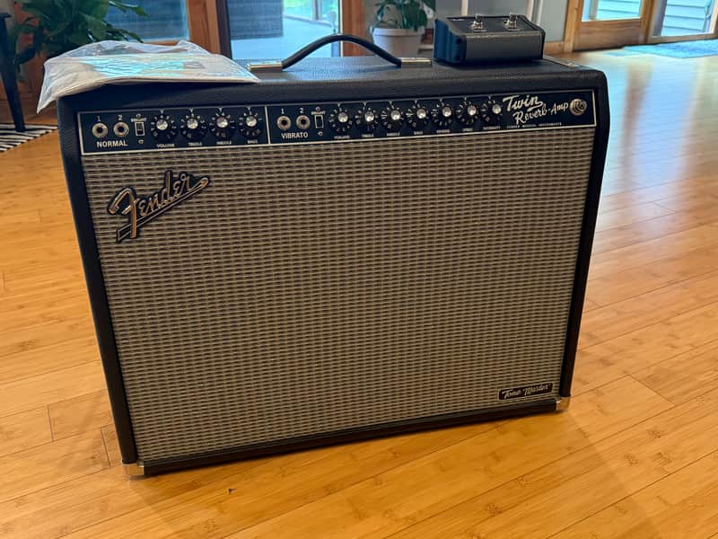 Fender Tone Master Twin Reverb 2-Channel 200-Watt 2x12" Digital Guitar Combo 2019 - Present - Black image 1