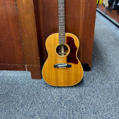 GIBSON  ACOUSTIC B-25 NATURAL  1965 - spruce top that has aged into a rich honeyed amber tone mahogany back and sides, image 3