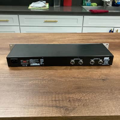 BBE 382i Sonic Maximizer 2010s - Red image 2