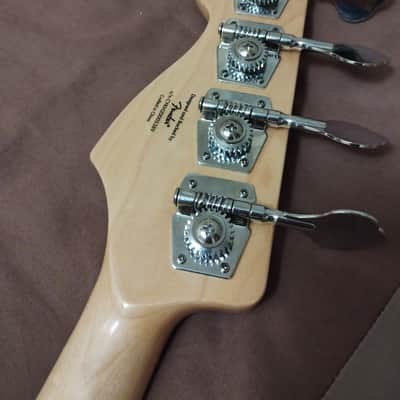 Squier Paranormal Jazz Bass '54 2020 - Butterscotch Blonde image 4