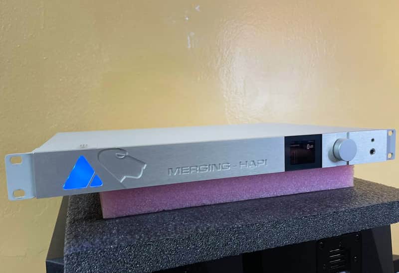 Merging HAPI + ADS‑8 (AKD8D Rev15) MIC/LINE AD Converter DSD-256 Interface + box AES ADAT image 1