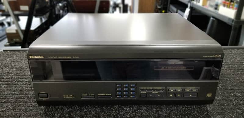Technics SL-MC4 100 Disc CD Player image 1