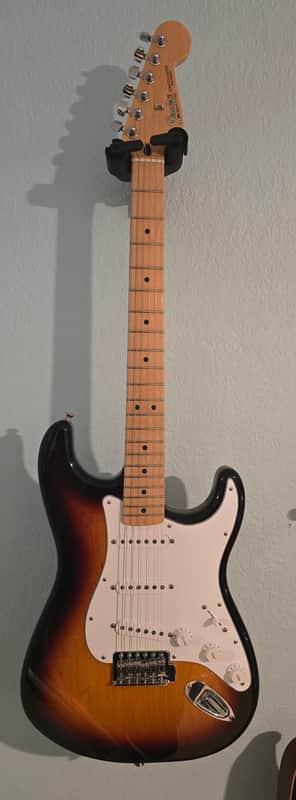 2006 Fender Standard Stratocaster with Maple Fretboard - Brown Sunburst image 1