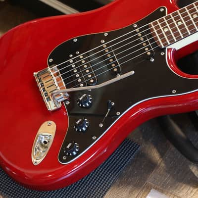 2005 Fender American Deluxe HSS w/ Rosewood FB Stratocaster Electric Guitar Red w/ Black HS + OHSC image 6