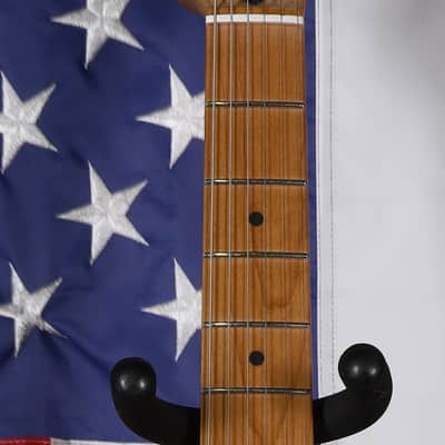 Fender Player Stratocaster with Roasted Maple Neck - 2-Tone Sunburst image 3