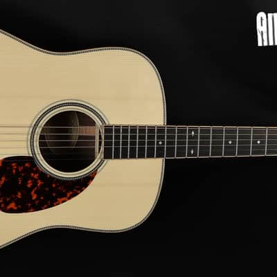 Larrivee D-40R Rosewood Aged Moon Top Special Satin Natural Acoustic Guitar image 3