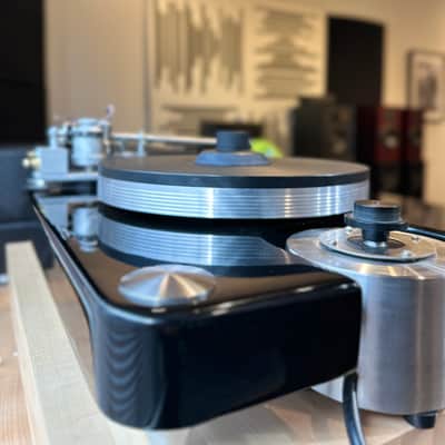 VPI  Aries with JMW Memorial Tonearm image 11