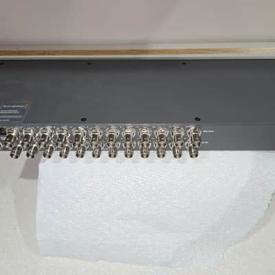 Blackmagic Design Smart Videohub CleanSwitch 12 x 12 image 6
