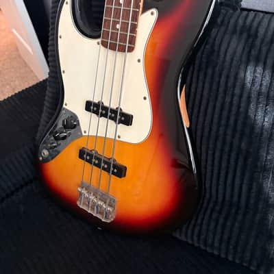 MIM Fender Standard Jazz Bass Left-Handed with Rosewood Fretboard 1998 - 2008 - Brown Sunburst image 4