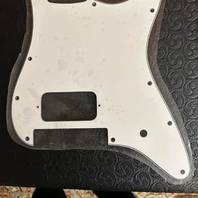 Fender Stratocaster 2023 - White image 1