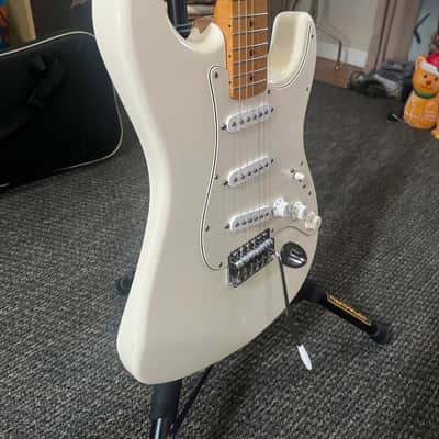 Fender Stratocaster 2015 - Olympic white image 2