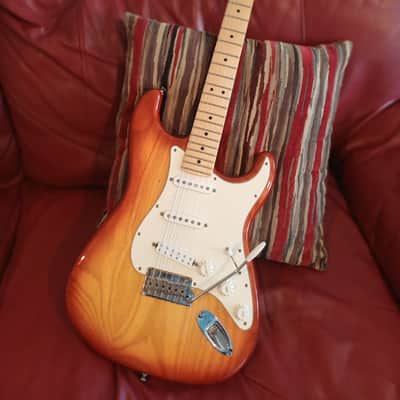 Fender American Standard Stratocaster with Maple Fretboard 2008 - 2016 - Sienna Sunburst image 1