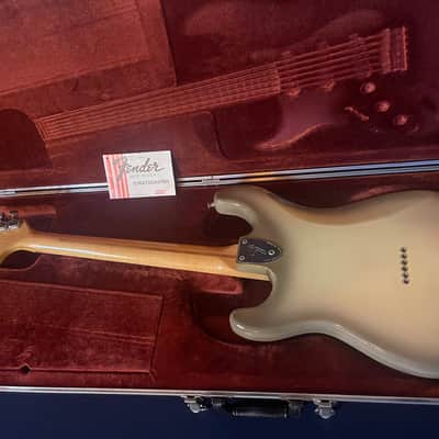 Fender Stratocaster Hardtail with Maple Fretboard 1978 - 1979 - Antigua image 4