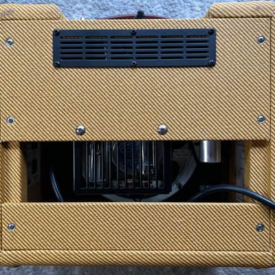 Fender '57 Custom Champ 2-Channel 5-Watt 1x8" Guitar Combo 2016 - Present - Lacquered Tweed image 2