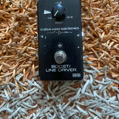 MXR MC401 CAE Boost / Line Driver 2007 - Present - Black image 1