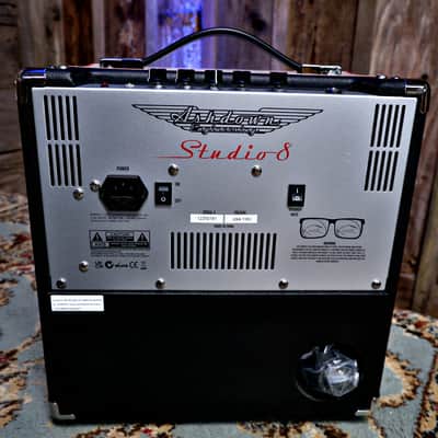 Immagine Ashdown Studio-8 30-Watt 1x8" Bass Combo - 4