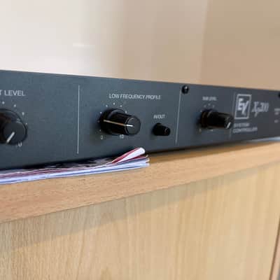 Electro-Voice SX-200 Speakers + controller image 5