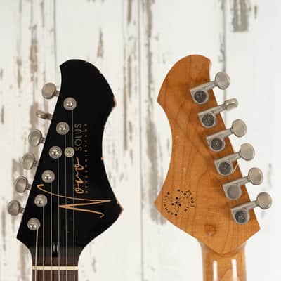Novo Solus H2 - 3 Tone Burst, Light Aging image 7