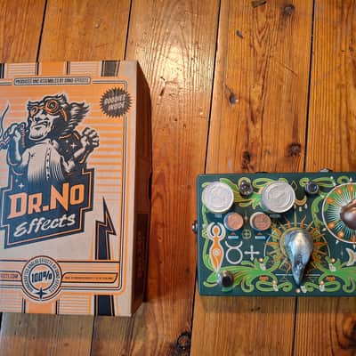 Dr. No Effects 11:11 signature Alain Johannes fuzz wah 2024 - Green image 5