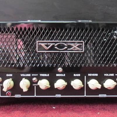 Vox Night Train NT15H G2