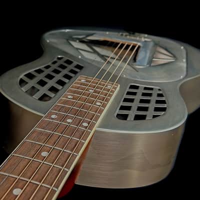 Tricone Metal Resonator Guitar - 'Relic' Nickel Effect Body image 7