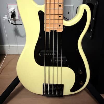 Schecter P-5 2022 - Present - Ivory image 5