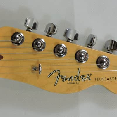 Fender American Professional Telecaster 2017 - Crimson Red Transparent image 7