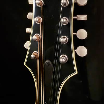 Bourgeois M5A-SB A-Style Mandolin All Torrefied Adirondack/Flame Maple image 5