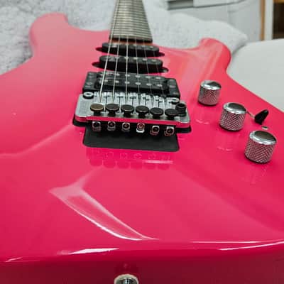 Fender Squier Stratocaster 1989 - Hot pink image 11