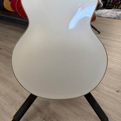 Gretsch G5422TG Electromatic Classic Snowcrest White image 3