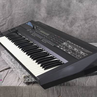 Roland D-50 Digital Polyphonic Synthesizer in Very Good Condition image 3