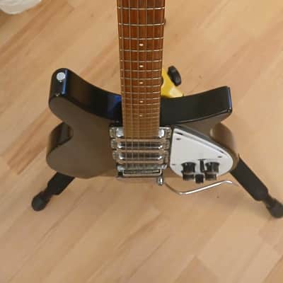 Rickenbacker 1981- 320/325 - Jetglo image 5