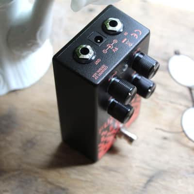 AGUILAR "Fuzzistor" image 7