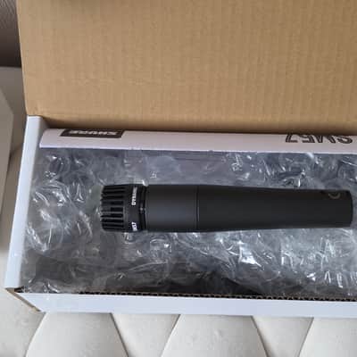 Shure SM57-LCE Cardioid Dynamic Microphone - Black image 2