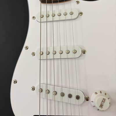 Fender Squier Debut Stratocaster - Satin Black image 4