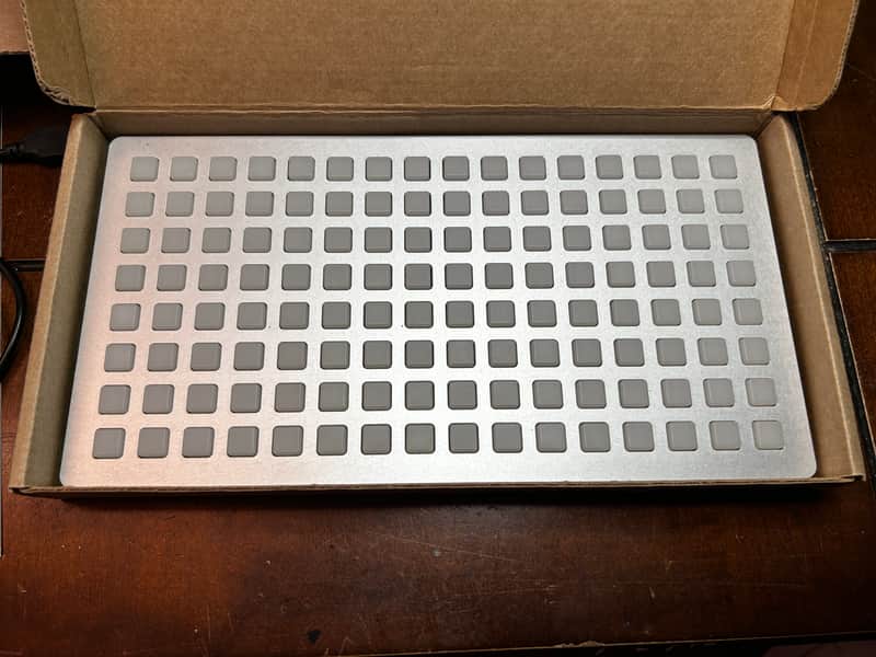 Monome 128 Grid | Reverb