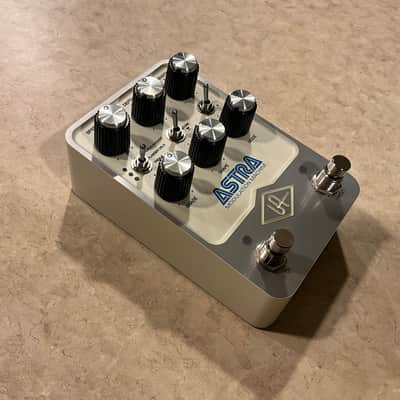 Universal Audio Astra Modulation Machine Pedal image 2