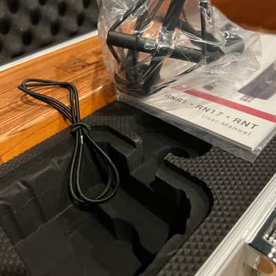sE Electronics RNR1 Active Ribbon Microphone - PAIR image 9